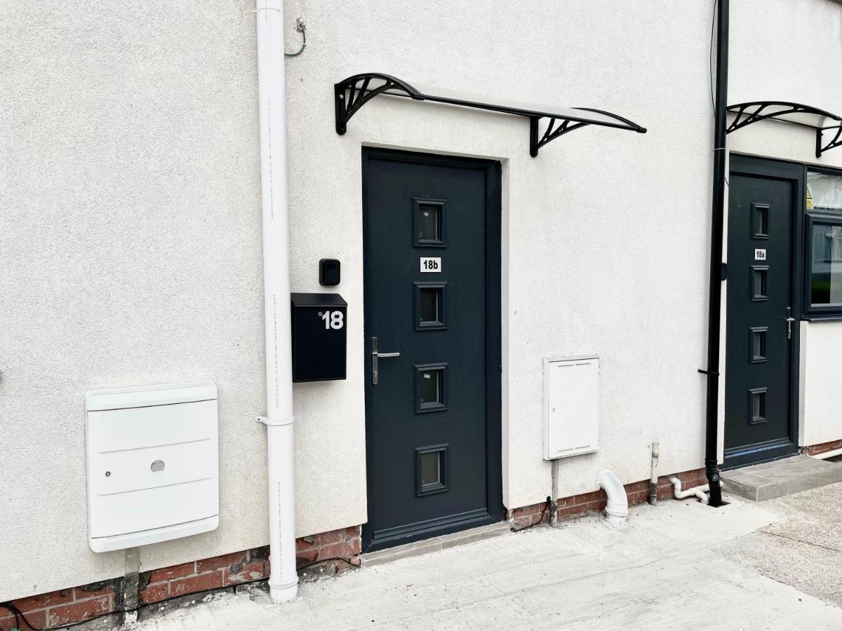 The Corner House - Modern Chesterfield Town Centre Apartments 외부 사진