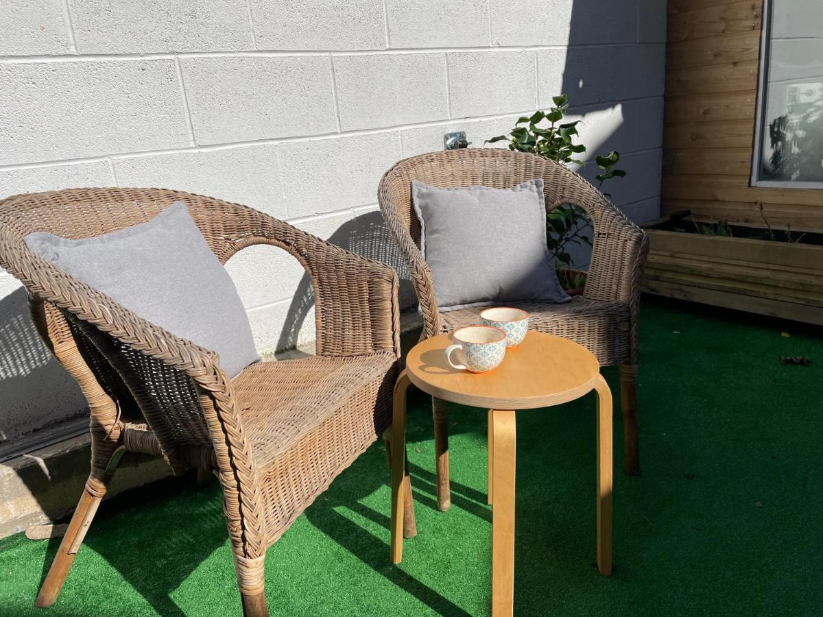 The Corner House - Modern Chesterfield Town Centre Apartments 외부 사진